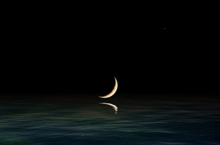 Moonlight over water illustrating Cancer and Scorpio emotional compatibility